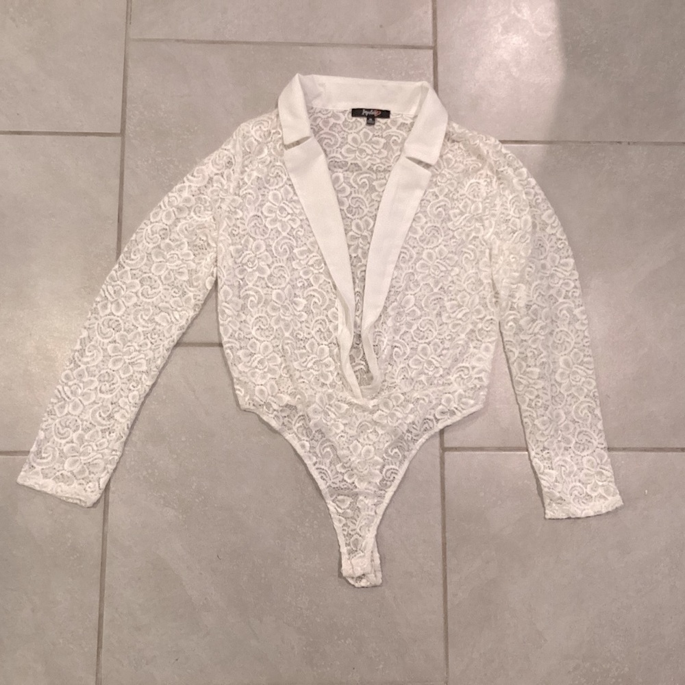 Impulsive White Lace Top